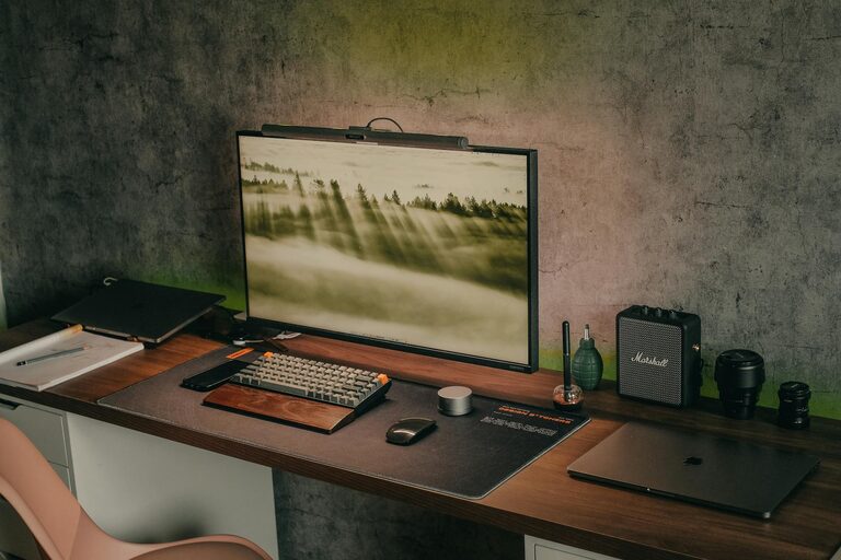 Consejos prácticos para un espacio de trabajo en casa cómodo y eficiente