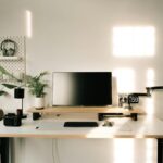 Consejos prácticos para organizar tu espacio de trabajo en casa y mejorar la productividad